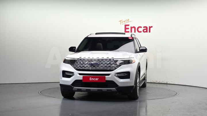 Ford Explorer 2021 — 3