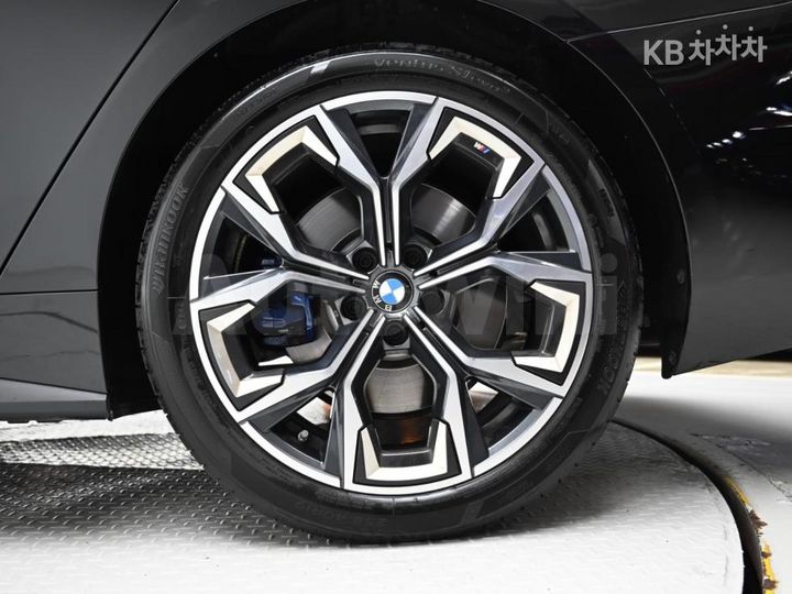 BMW 4 Series 2024 — 5