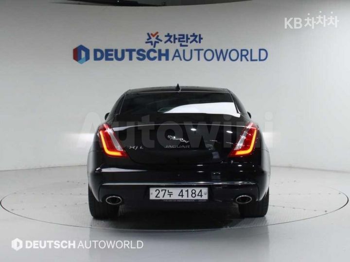 Jaguar XJ 2017 — 4