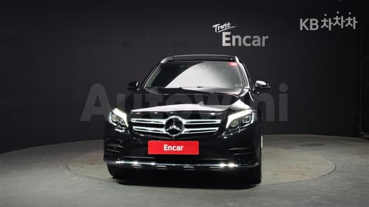 Mercedes-Benz GLC Class 2018 — 3