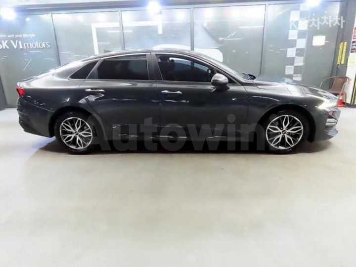 Kia K5 2021 — 5
