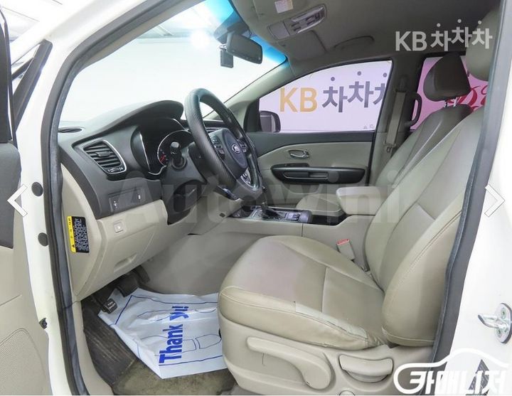 Kia Carnival 2016 KNAMB81ABGS126215 — 5