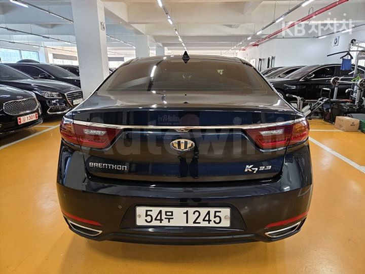 Kia K7 2017 — 3