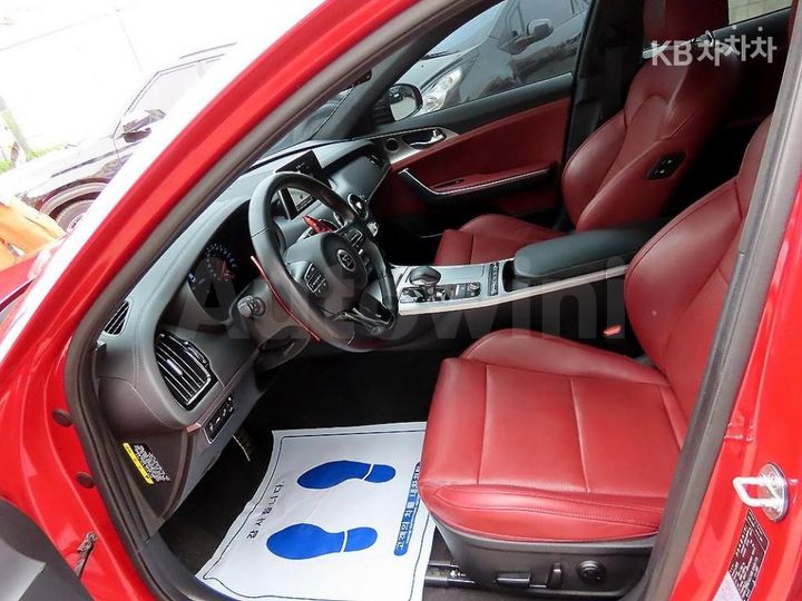 Kia Stinger 2020 — 5