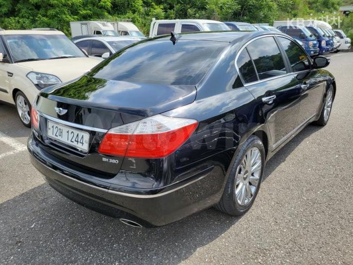 Hyundai Genesis 2008 — 4