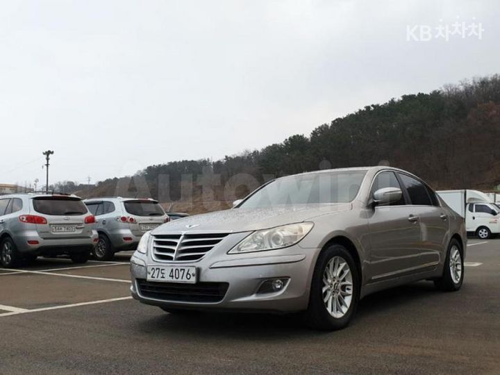 Hyundai Genesis 2009 — 3