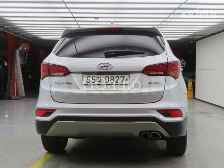 Hyundai SantaFe 2016 — 3