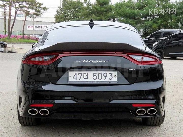 Kia Stinger 2019 — 4