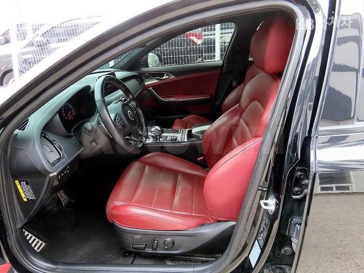 Kia Stinger 2019 — 5