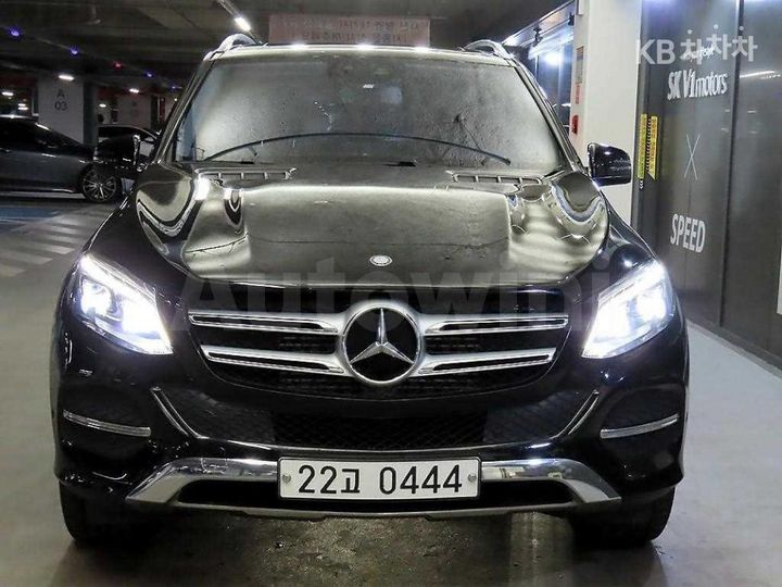 Mercedes-Benz GLE Class 2016 WDCDA0EB3GA679401 — 2