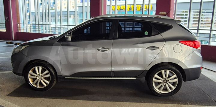 Hyundai Tucson 2010 — 2