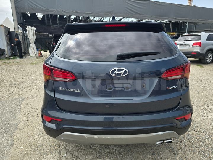 Hyundai SantaFe 2016 — 5