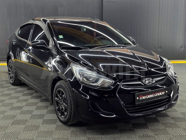 Hyundai Accent 2011 — 5
