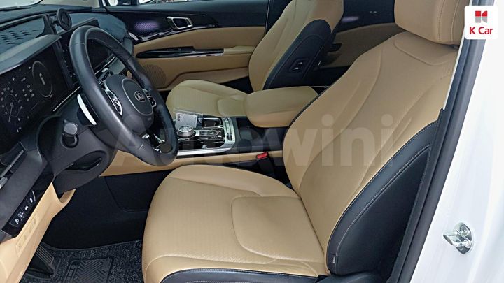 Kia Carnival 2021 — 5