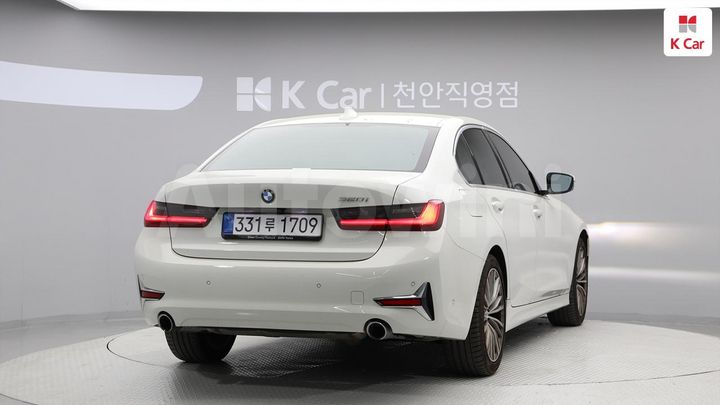 BMW 3 Series 2021 — 2