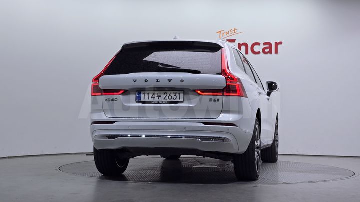 Volvo XC60 2024 — 4