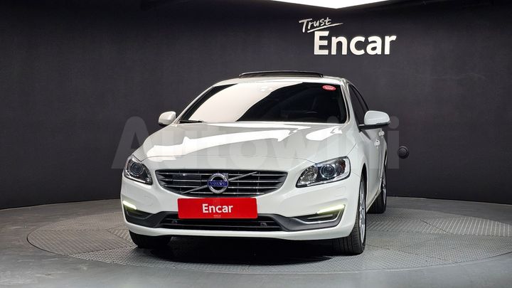 Volvo S60 2018 — 3