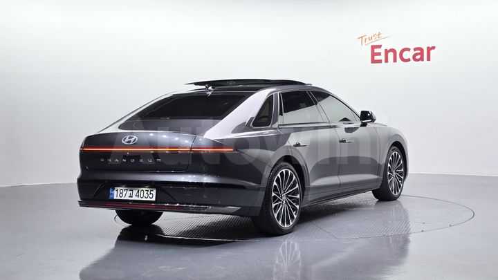 Hyundai Grandeur 2023 — 3