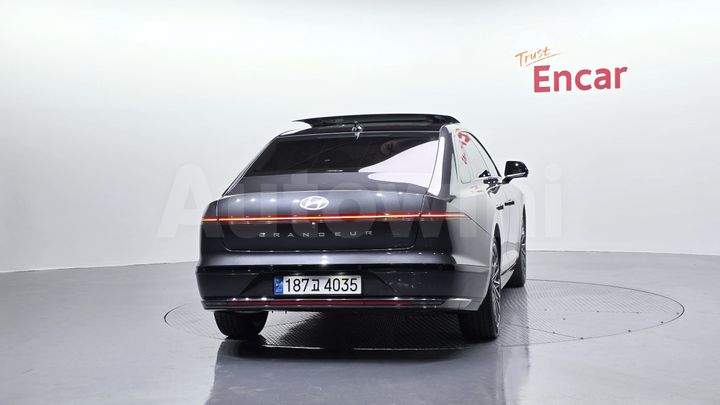 Hyundai Grandeur 2023 — 5
