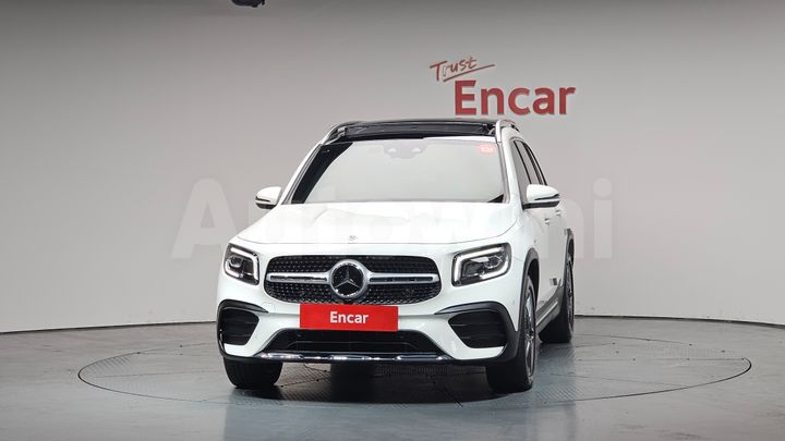 Mercedes Benz GLB Class 2023 — 3
