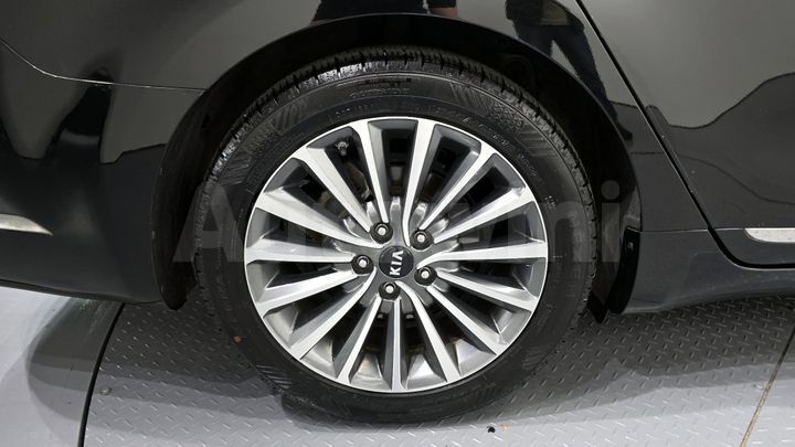 Kia K7 2019 — 5