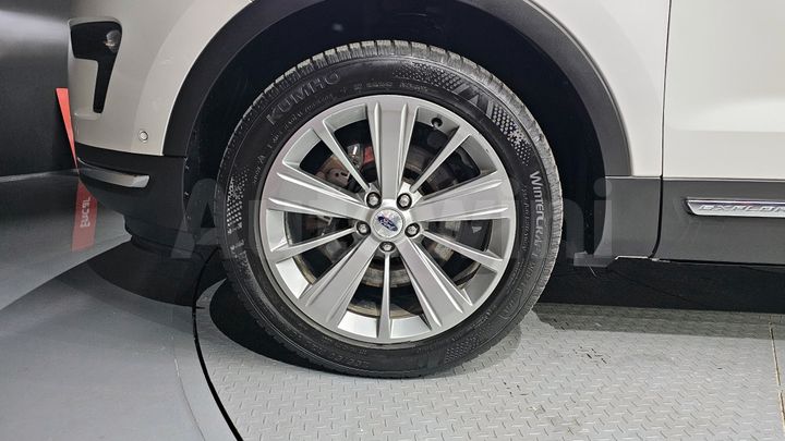 Ford Explorer 2018 — 5