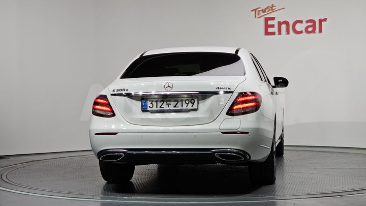 Mercedes Benz E Class 2020 — 4