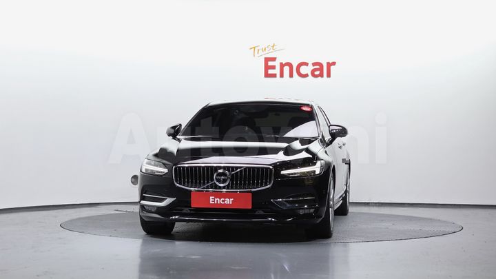 Volvo S90 2019 — 2