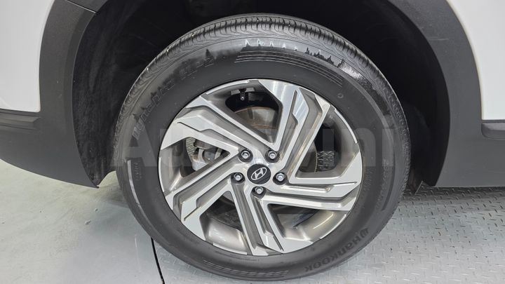 Hyundai SantaFe 2023 — 5