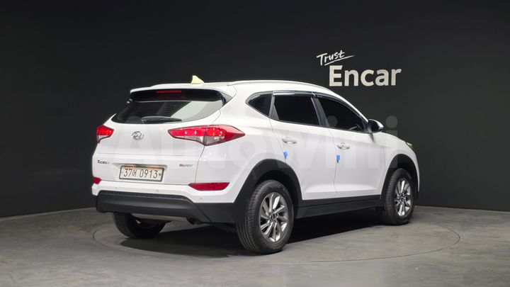 Hyundai Tucson 2016 — 2