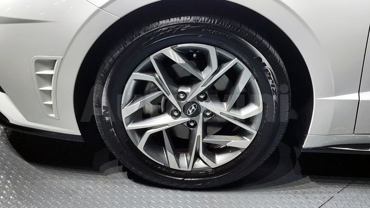 Hyundai Sonata 2023 — 5