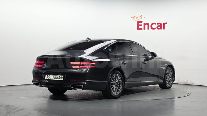 Genesis G80 2021 — 2
