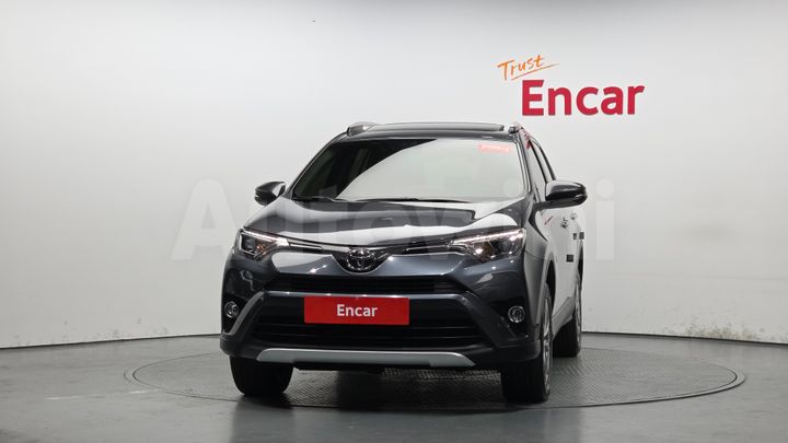 Toyota RAV4 2016 — 2