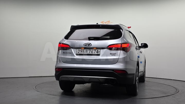 Hyundai SantaFe 2015 — 4