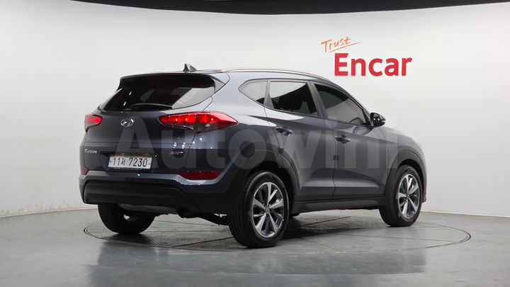 Hyundai Tucson 2016 — 2