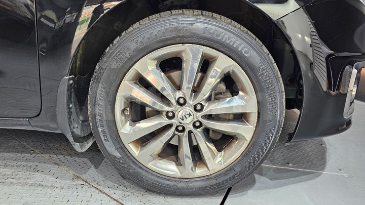 Kia Carnival 2018 — 5