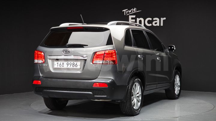 Kia Sorento 2010 — 3