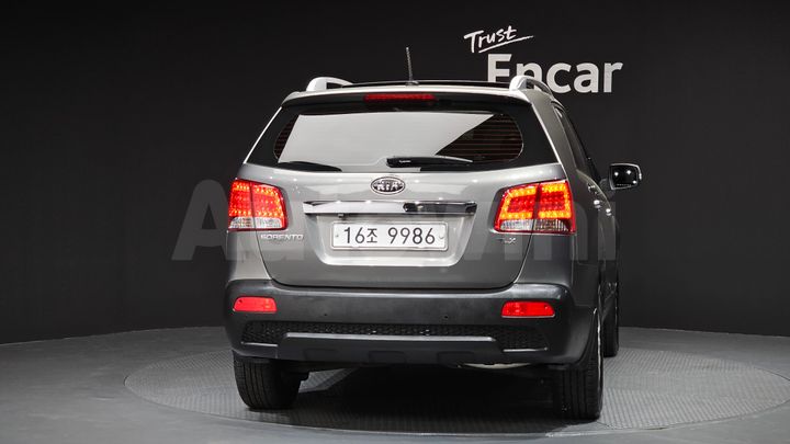 Kia Sorento 2010 — 5