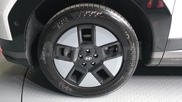 Hyundai SantaFe 2024 — 5