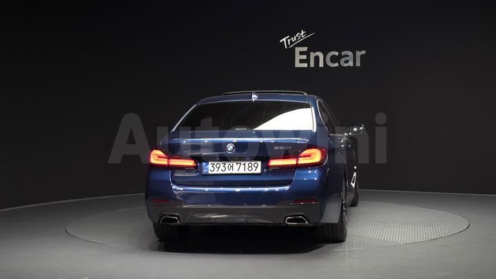 BMW 5 Series 2021 — 4