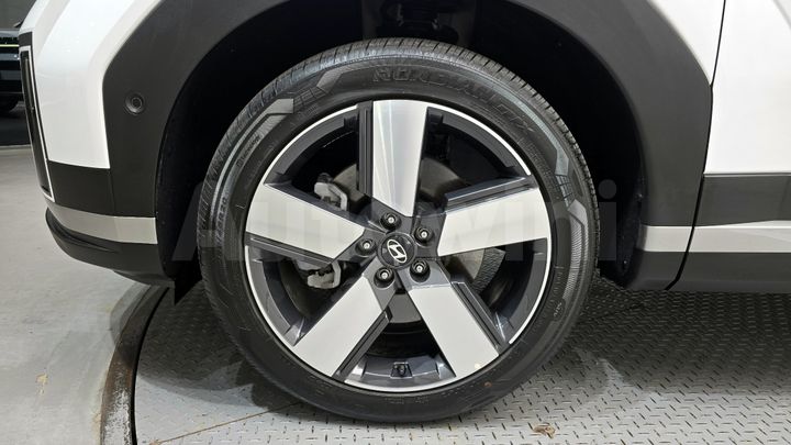 Hyundai SantaFe 2025 — 5