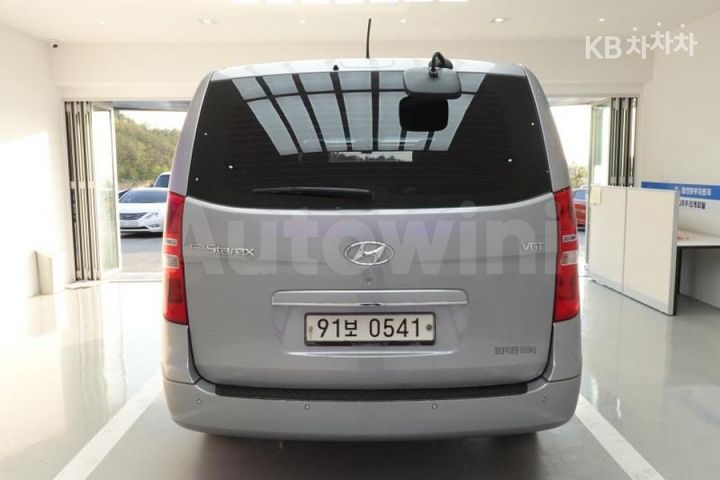 Hyundai Starex 2018 — 3