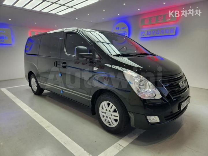 Hyundai Starex 2017 — 3