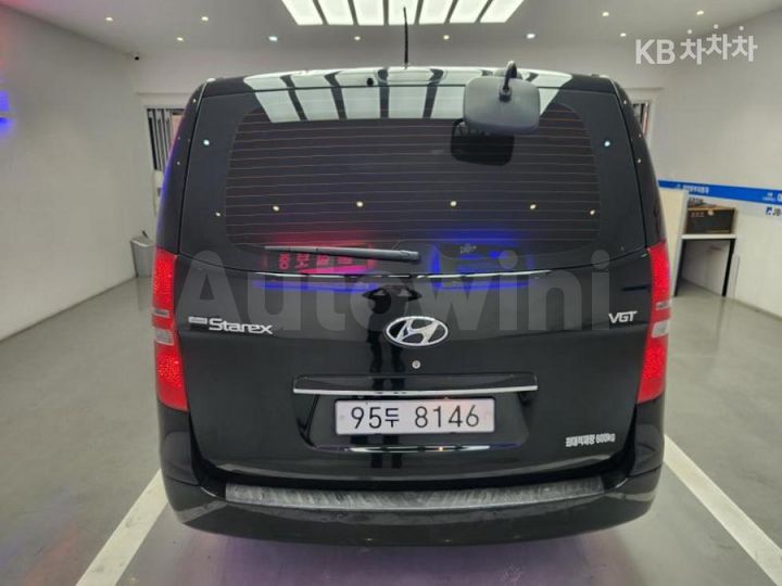 Hyundai Starex 2017 — 5
