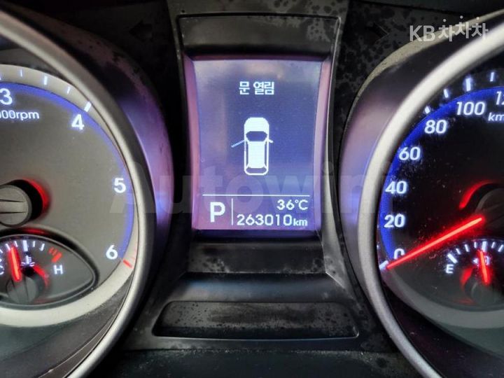 Hyundai SantaFe 2015 — 5