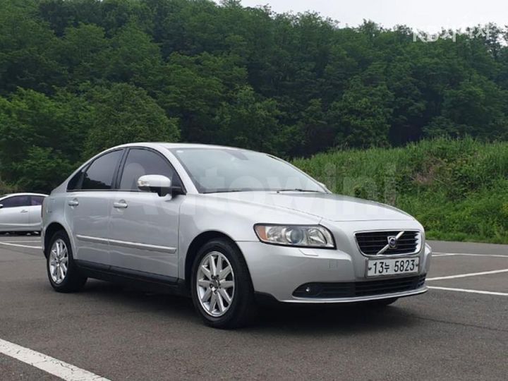 Volvo S40