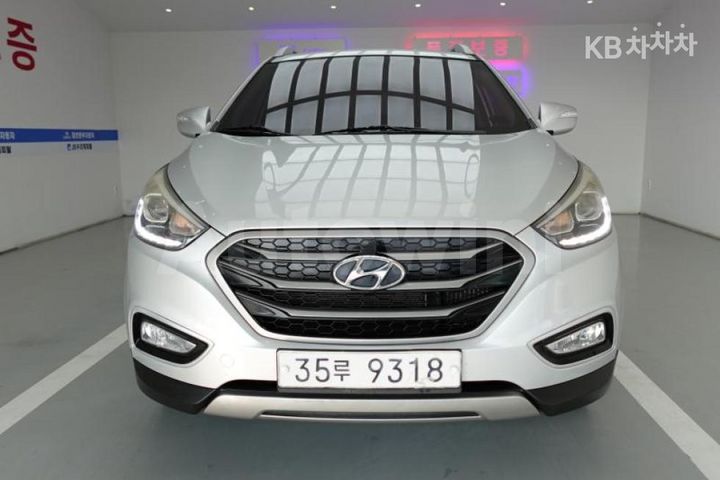 Hyundai Tucson 2015 — 2
