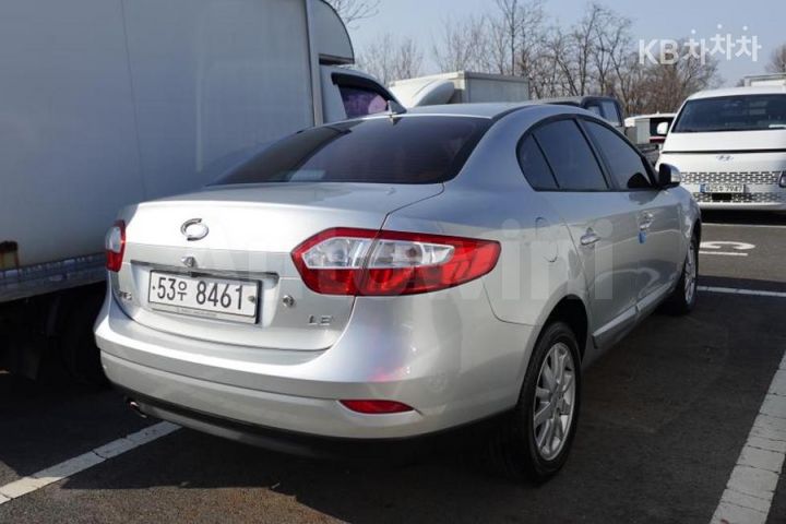Renault SM3 2010 — 4