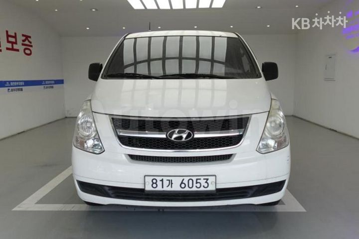 Hyundai Starex 2013 — 2