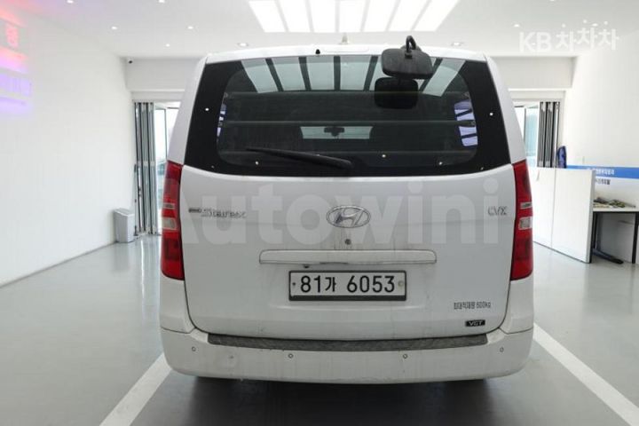 Hyundai Starex 2013 — 3